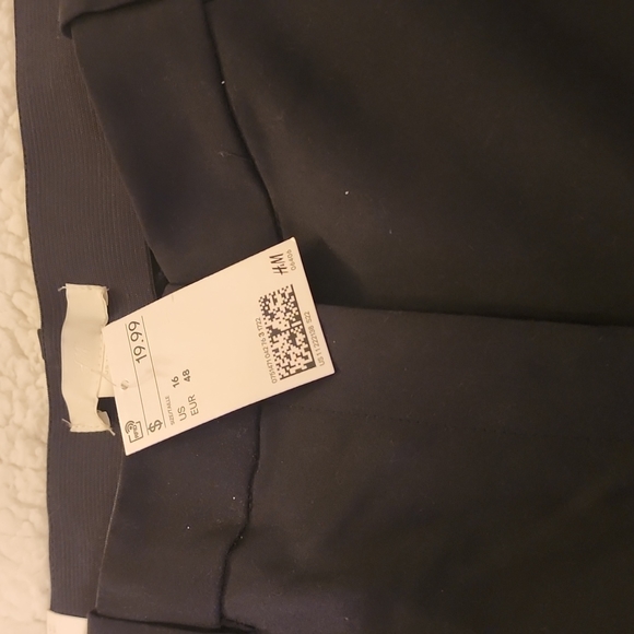 Pants - Picture 2 of 6